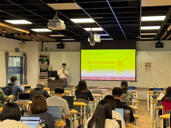【演講】1140314 輔助財金分析的實用電腦技能 陳立文 教授圖片